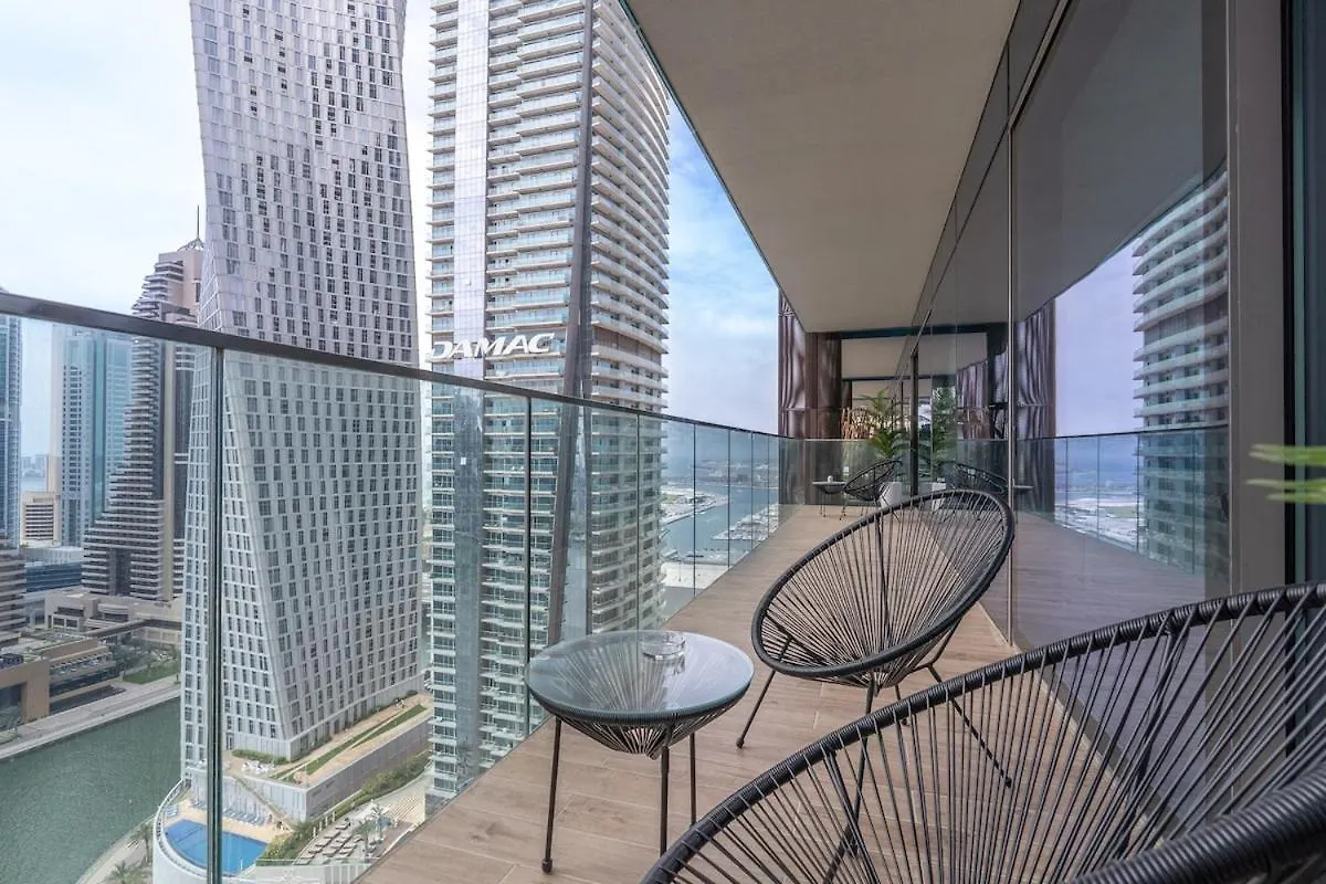 Stylish 2Br Escape For 6 In The Heart Of Dubai Marina Apartment 0*,  United Arab Emirates