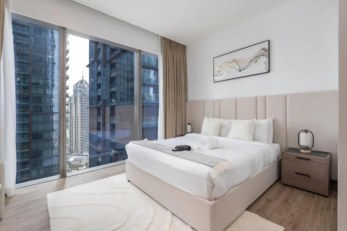 Stylish 2Br Escape For 6 In The Heart Of Dubai Marina Apartment
